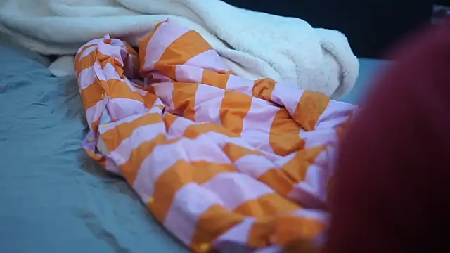 Snapshot of MacTroy chatting on October 2025 07:35:02 PM MacTroy online show from October 2025 07:35:02 PM