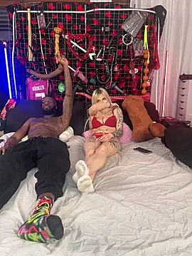 MacTroy online show from February 2026 08:27:01 PM