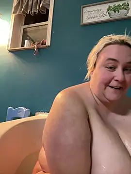 Snapshot of thickmilf182 chatting on December 2024 01:15:02 AM thickmilf182 online show from December 2024 01:15:02 AM