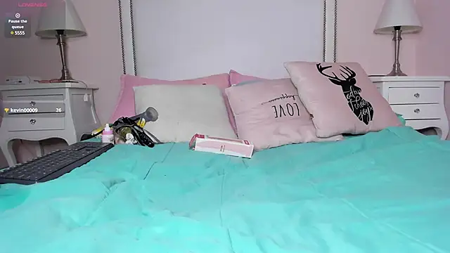 Snapshot of KIMAPRIL chatting on January 2025 10:51:02 PM KIMAPRIL online show from January 2025 10:51:02 PM