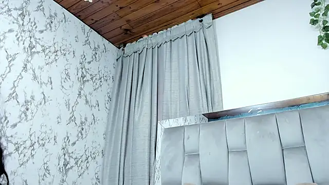 salome Queenx online show from January 2025 03:40:01 PM