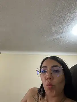 Snapshot of StaceyJones1 chatting on November 2025 02:11:02 AM StaceyJones1 online show from November 2025 02:11:02 AM