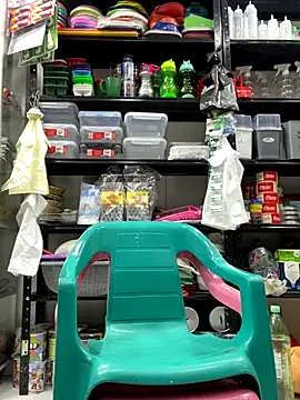 JuanZapata33 online show from September 2025 10:44:01 PM