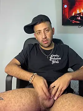 JuanZapata33 online show from March 2026 09:21:01 PM