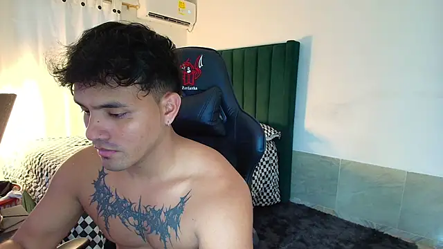 Snapshot of man_dur07 chatting on December 2025 09:10:02 PM man dur07 online show from December 2025 09:10:02 PM