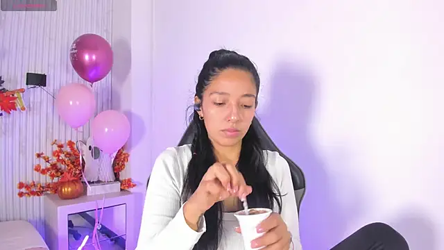 Snapshot of Valery_wang chatting on October 2025 11:51:02 AM Valery wang online show from October 2025 11:51:02 AM