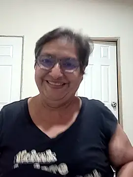 Snapshot of florecita69 chatting on March 2025 03:09:02 AM florecita69 online show from March 2025 03:09:02 AM