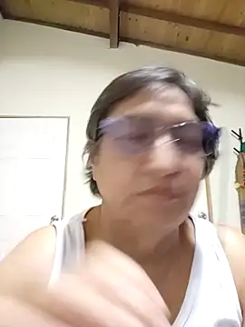 Snapshot of florecita69 chatting on October 2025 01:58:02 AM florecita69 online show from October 2025 01:58:02 AM