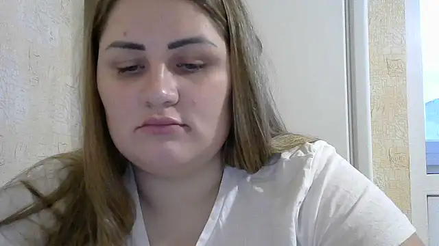 Snapshot of Honeydew-Waves chatting on December 2024 06:12:02 AM Honeydew-Waves online show from December 2024 06:12:02 AM