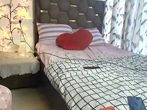 CUTE princess 143 online show from October 2025 11:51:02 AM