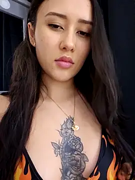 Selena blake online show from November 2025 11:51:02 PM