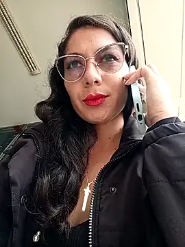 Snapshot of VALERY-03_ chatting on May 2026 05:10:01 PM VALERY-03 online show from May 2026 05:10:01 PM