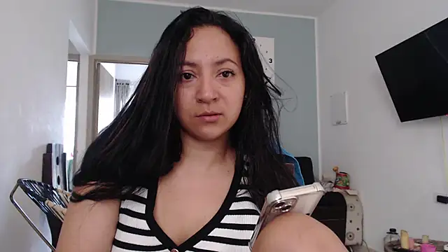 Snapshot of mariamulata chatting on June 2026 09:41:01 PM mariamulata online show from June 2026 09:41:01 PM