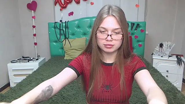 LaraPika online show from March 2025 12:14:02 PM