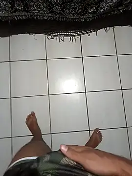 Snapshot of 1995eduardo chatting on February 2025 11:59:02 PM 1995eduardo online show from February 2025 11:59:02 PM