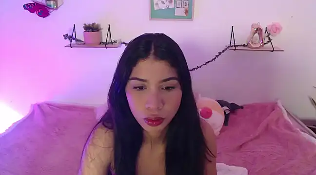 AmberJeong online show from December 2024 08:47:02 PM