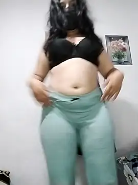 Snapshot of Tota_Khan chatting on November 2025 12:32:02 AM Tota Khan online show from November 2025 12:32:02 AM