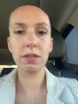 lola tentatiion online show from March 2025 08:45:01 AM