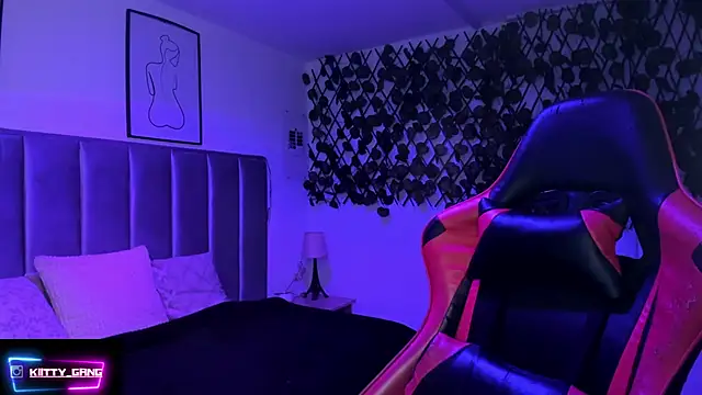 Kitty Gang online show from February 2026 02:23:01 AM