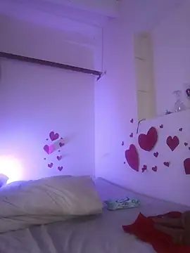 emma collson online show from March 2026 10:14:01 PM