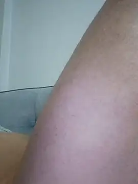 Snapshot of 510915asi chatting on February 2025 04:18:01 PM 510915asi online show from February 2025 04:18:01 PM