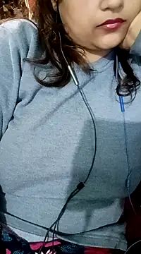 Snapshot of Sexy_Queen6 chatting on January 2025 05:21:01 AM Sexy Queen6 online show from January 2025 05:21:01 AM