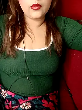 Snapshot of Sexy_Queen6 chatting on February 2025 09:14:01 PM Sexy Queen6 online show from February 2025 09:14:01 PM