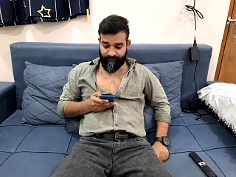 Fun Guuy online show from November 2025 08:35:01 AM