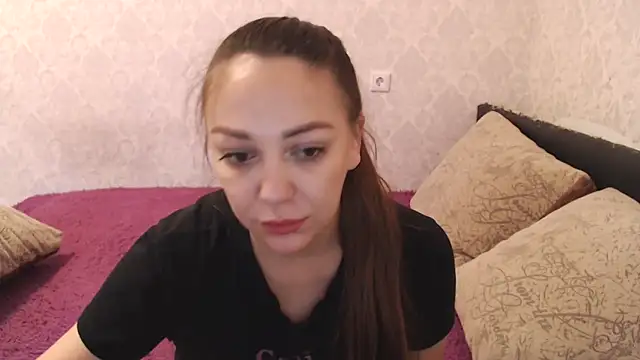 Stefania Star  online show from October 2025 01:03:02 AM