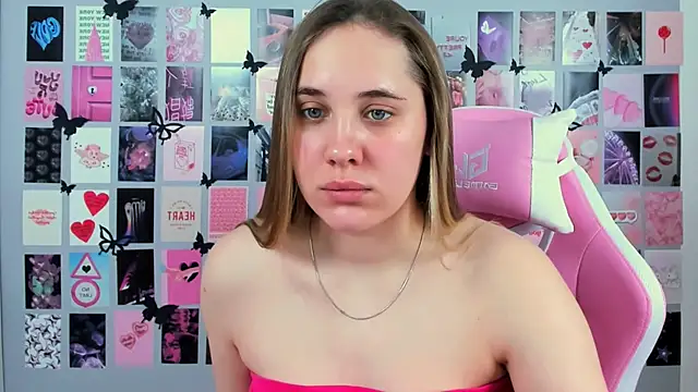 Snapshot of MiaMilas chatting on March 2025 05:23:02 AM MiaMilas online show from March 2025 05:23:02 AM