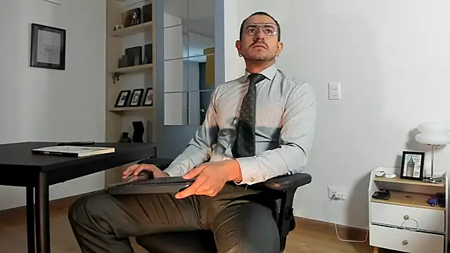 pablo-rincon95 online show from July 2026 12:22:02 PM