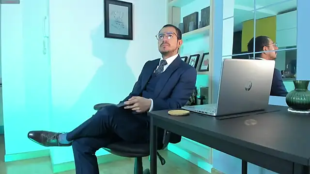 pablo-rincon95 online show from July 2026 11:19:01 AM