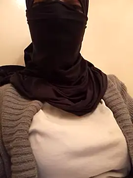 Liliiiblow online show from December 2024 07:40:01 AM