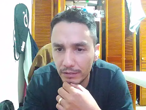 Ginessy online show from February 2026 11:45:02 PM