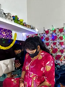 PeaCoooock online show from January 2026 05:06:02 PM