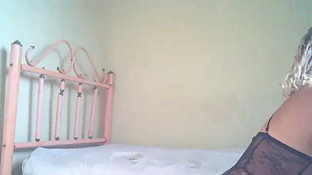 Lucy White   online show from February 2026 08:51:01 PM