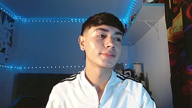 Snapshot of Im_juanda chatting on December 2024 07:11:02 PM Im juanda online show from December 2024 07:11:02 PM