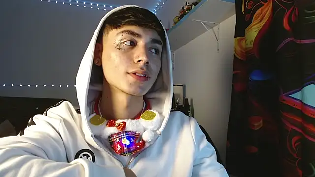 Snapshot of Im_juanda chatting on December 2024 10:31:01 PM Im juanda online show from December 2024 10:31:01 PM