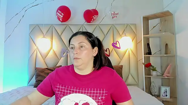 angelswets online show from February 2026 01:07:01 PM