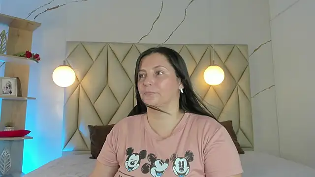 angelswets online show from July 2026 02:12:02 PM