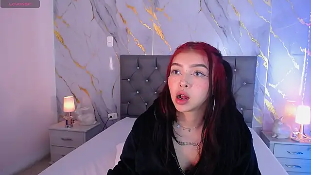 Snapshot of pettit_courtny chatting on February 2025 10:55:02 PM pettit courtny online show from February 2025 10:55:02 PM