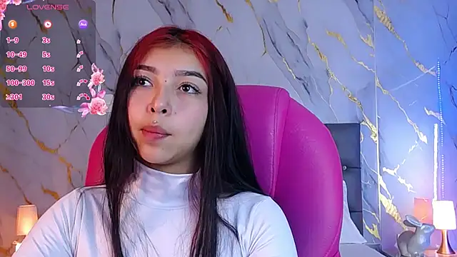 Snapshot of pettit_courtny chatting on February 2025 07:24:02 PM pettit courtny online show from February 2025 07:24:02 PM