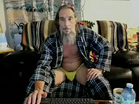 Snapshot of mindphu_k chatting on March 2025 01:15:01 AM mindphu k online show from March 2025 01:15:01 AM