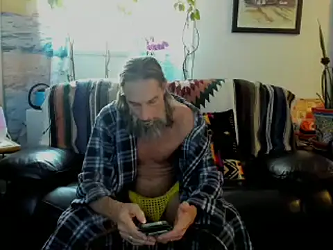 Snapshot of mindphu_k chatting on March 2025 10:43:01 PM mindphu k online show from March 2025 10:43:01 PM