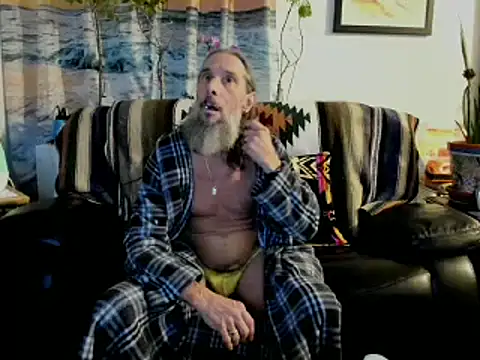 Snapshot of mindphu_k chatting on March 2025 12:56:02 AM mindphu k online show from March 2025 12:56:02 AM