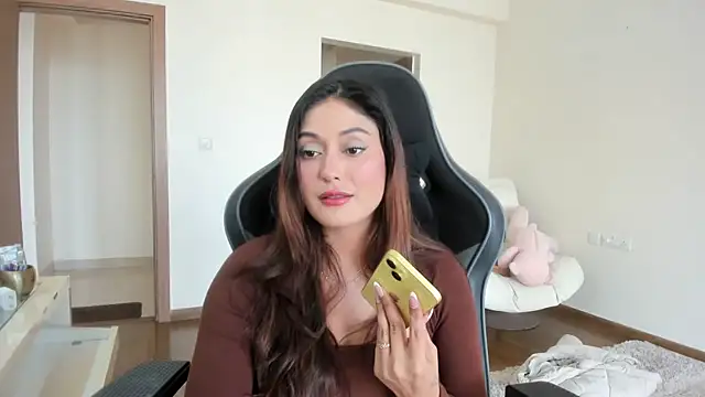 Snapshot of GoddessAnna chatting on February 2025 08:32:02 AM GoddessAnna online show from February 2025 08:32:02 AM