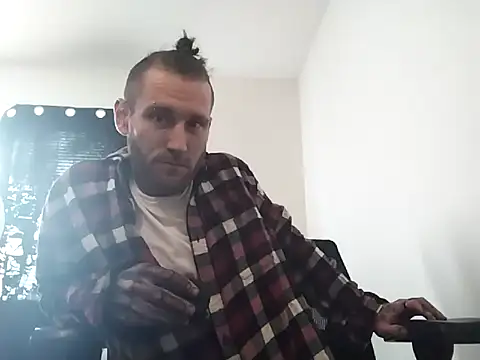 AlvinFoxx online show from May 2026 12:43:02 PM