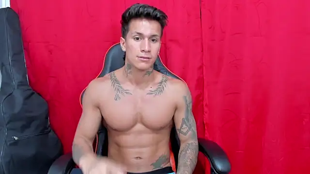 pettergrey1 online show from January 2025 11:13:01 PM