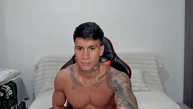 Snapshot of pettergrey1 chatting on January 2026 09:20:02 PM pettergrey1 online show from January 2026 09:20:02 PM