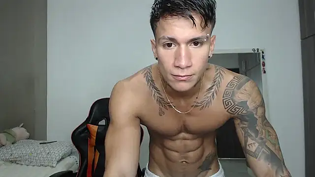 Snapshot of pettergrey1 chatting on February 2026 01:23:01 PM pettergrey1 online show from February 2026 01:23:01 PM